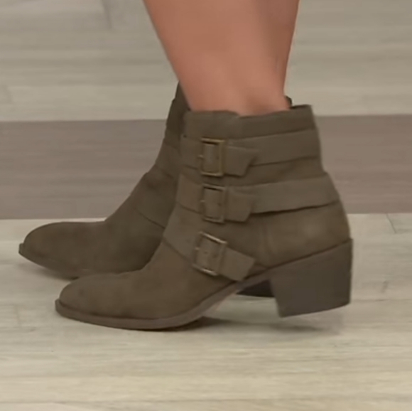 Western Chic Sole Society Buckled Suede Booties - Picture 4 of 15